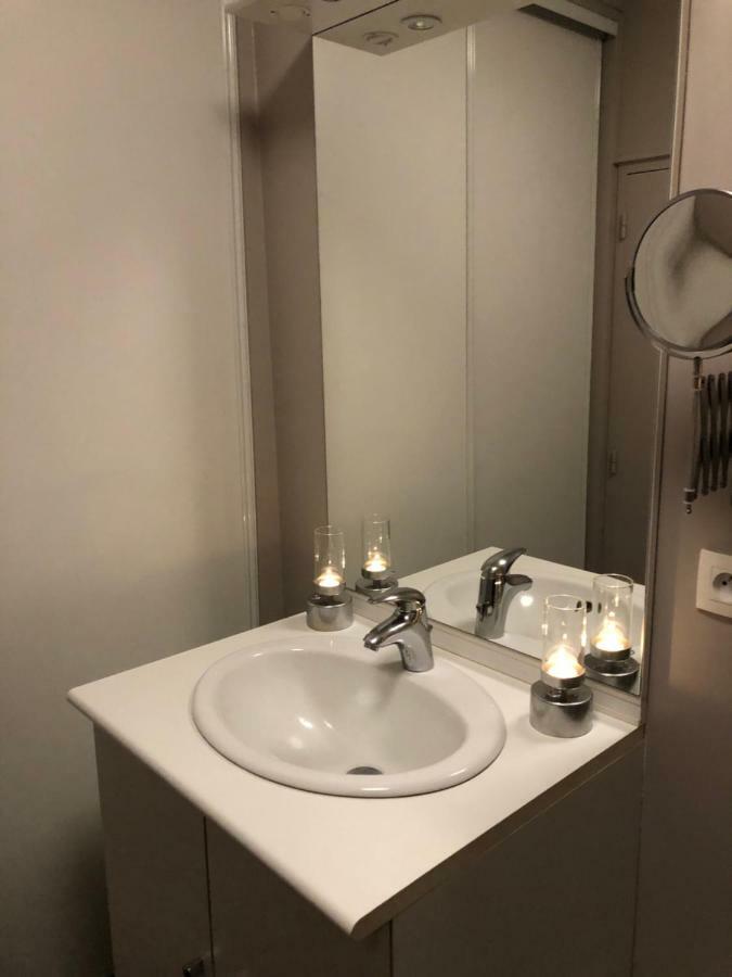 Ferienwohnung Bienvenue Au Petit Bonheur Honfleur Exterior foto
